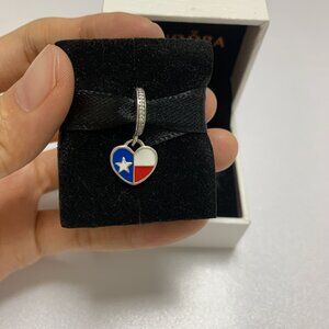 Pandora texas heart flag charm